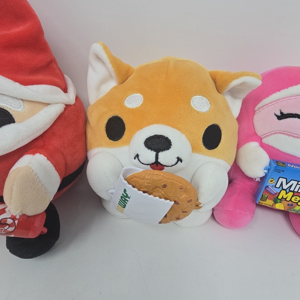 Zuru Mini Brands Snackles - Assorted Plush Lot Of 4 - Picture 3 of 5